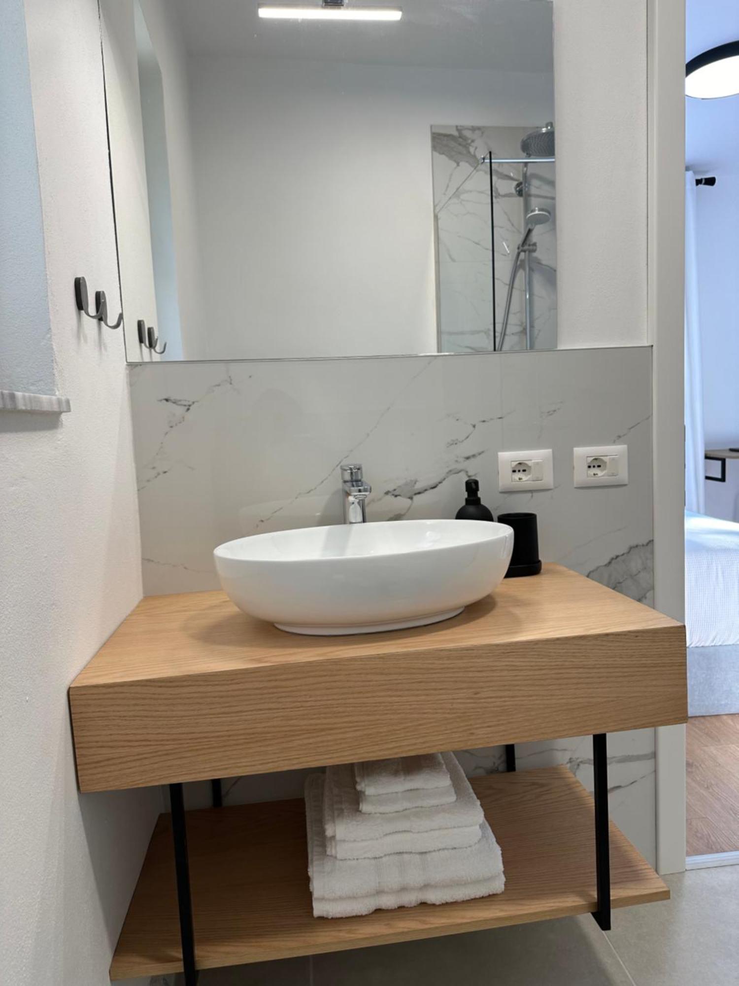 Apartamento Modern In Tirana