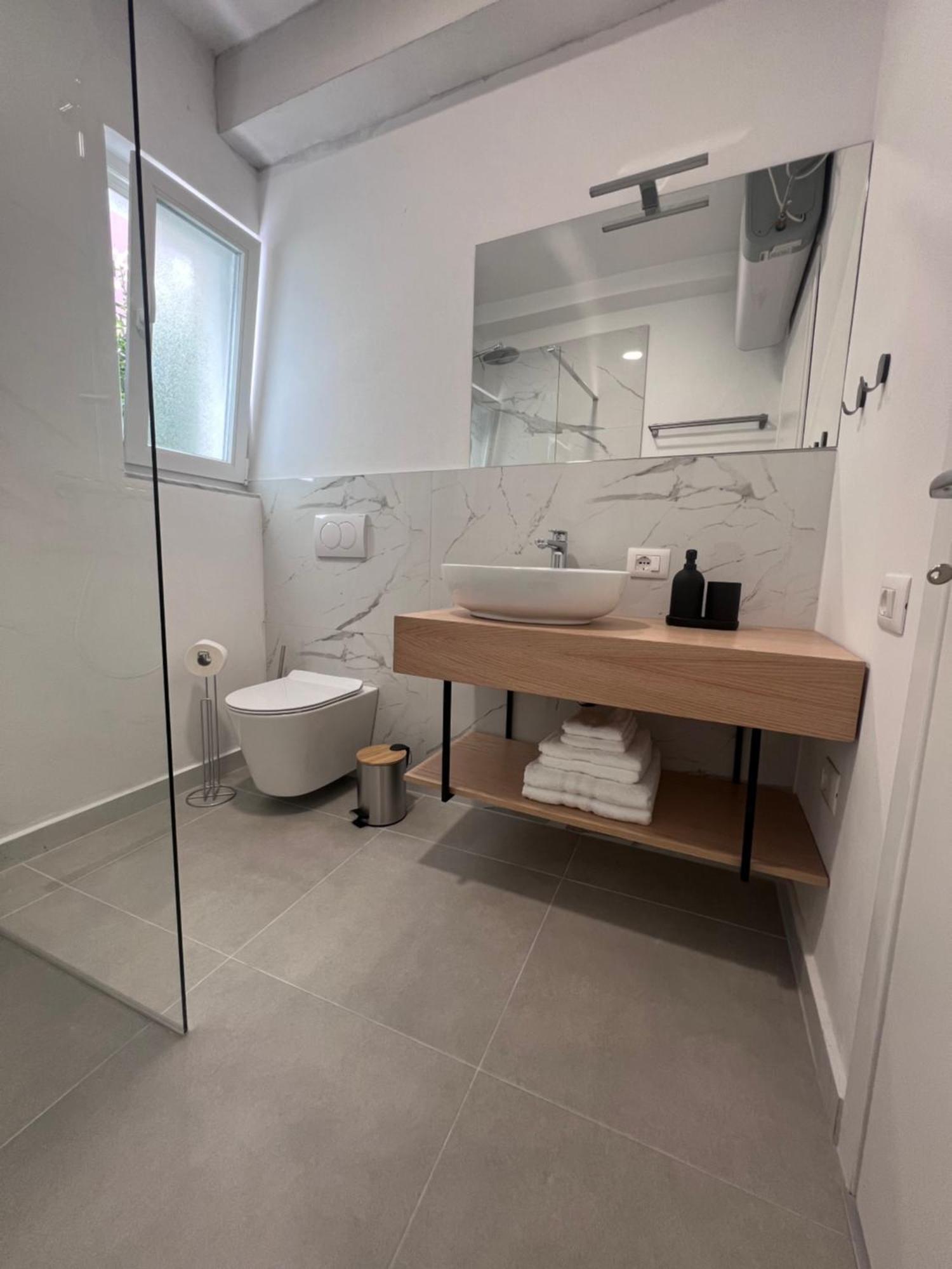 Modern In Apartamento *